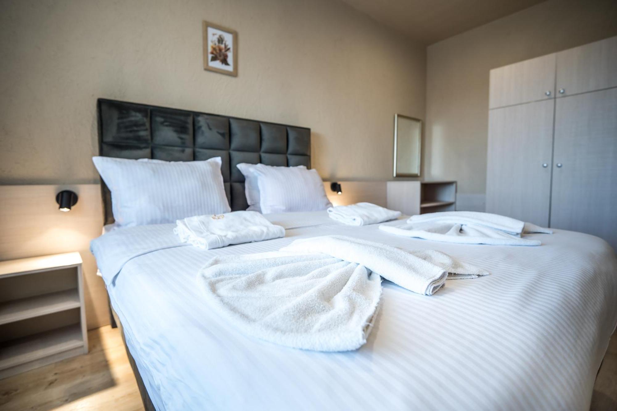 Hotel Royal Bath Banya  Exterior photo