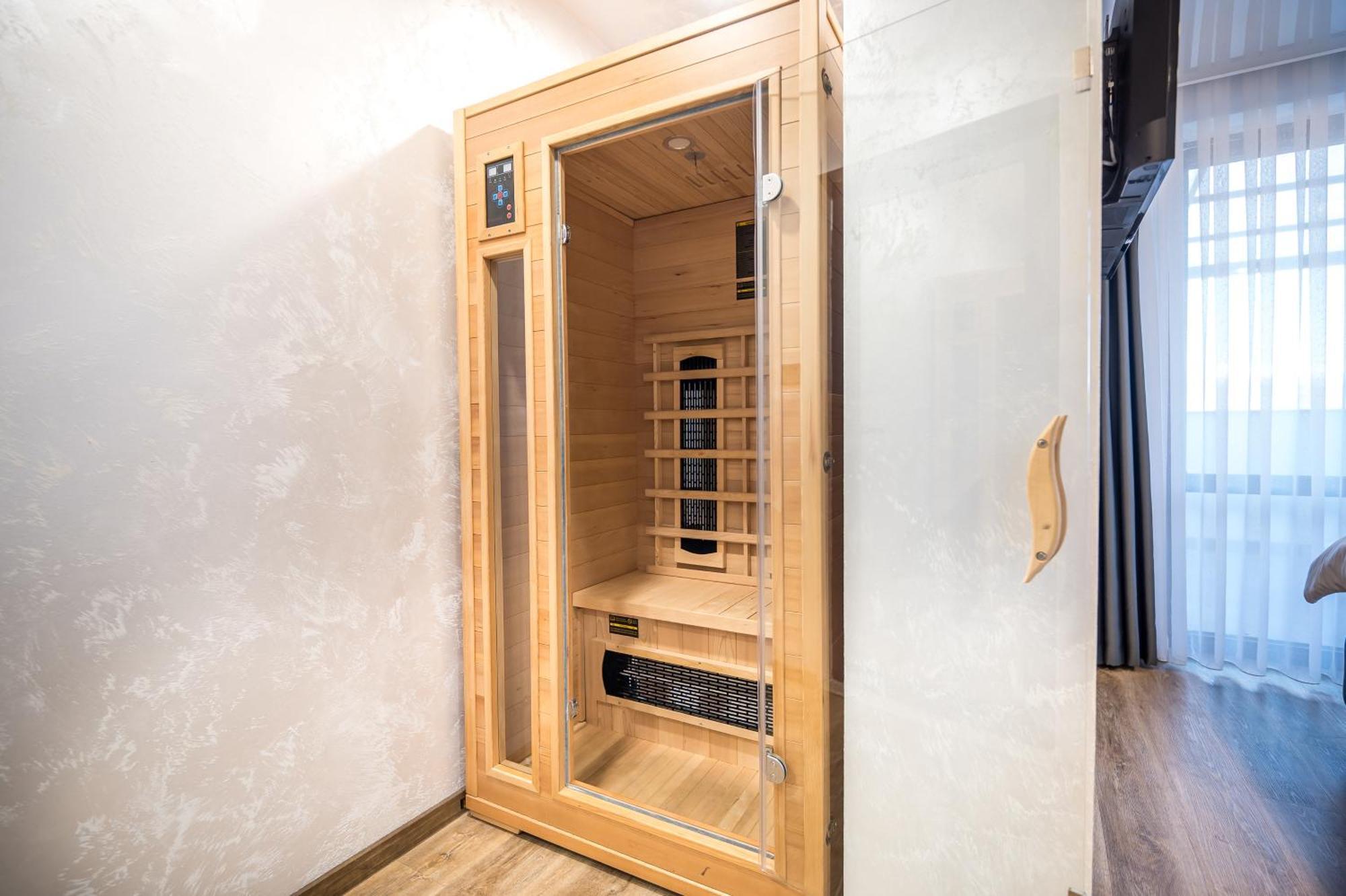 Hotel Royal Bath Banya  Exterior photo