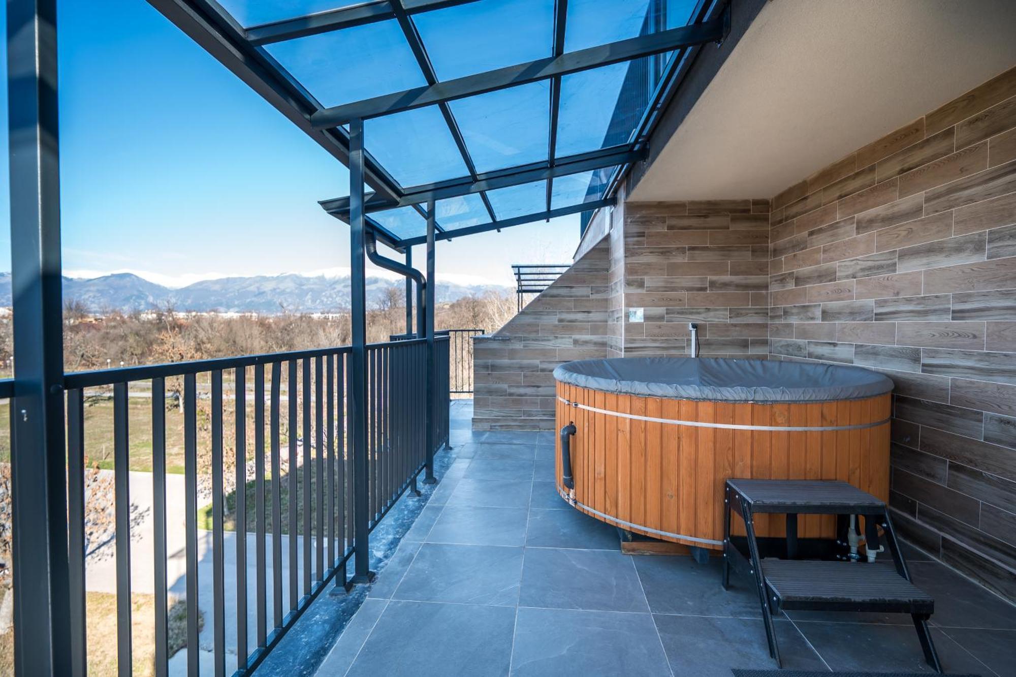 Hotel Royal Bath Banya  Exterior photo